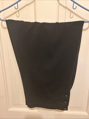 Black Knit Capris w/Button Detail